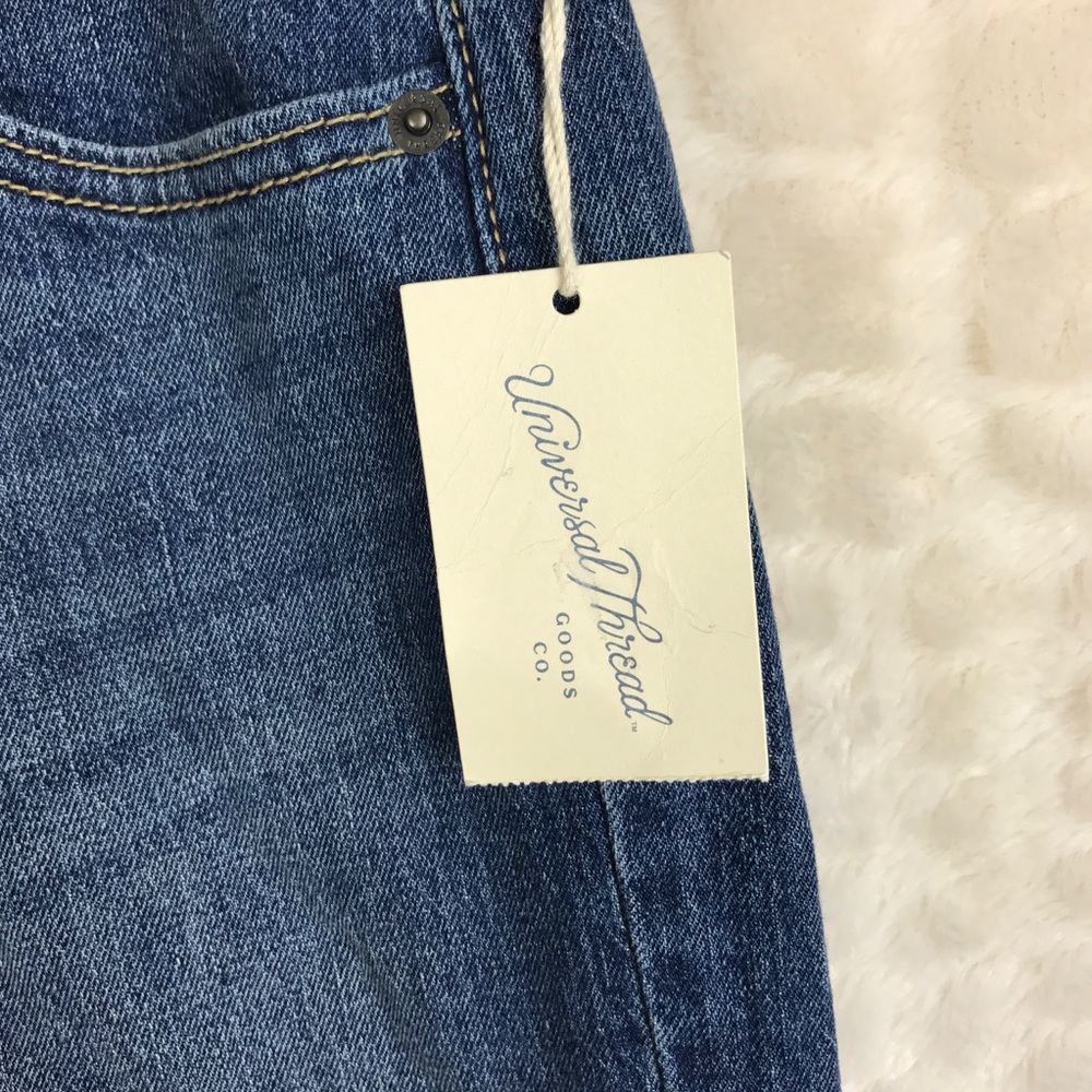 Universal Thread Mid Rise Boyfriend Jeans 24 R - Picture 4 of 8
